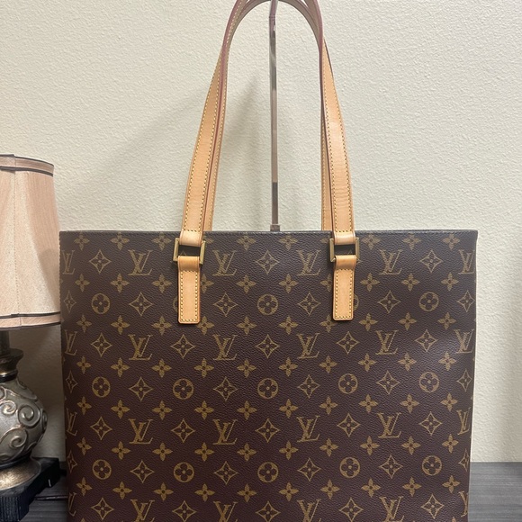 AUTHENTIC Louis Vuitton Luco Monogram Tote - Picture 1 of 12